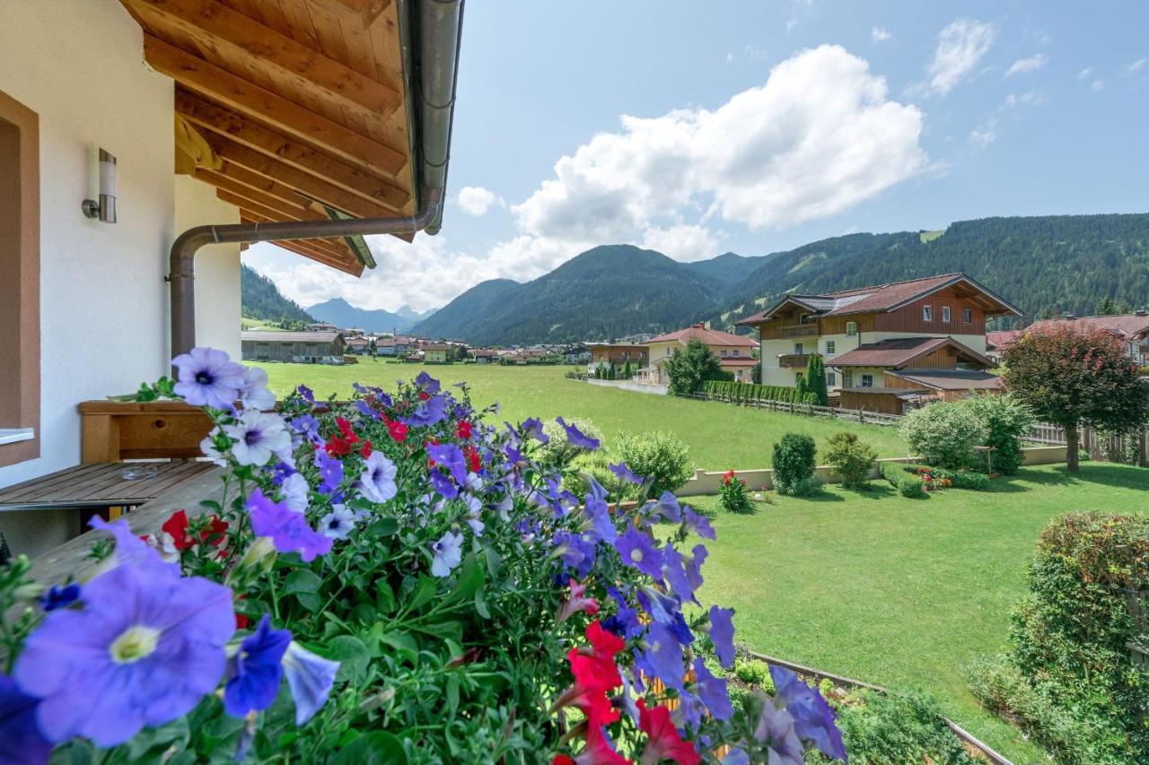 Alpenjuwel Appartements Флахау Екстер'єр фото